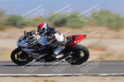 media/Oct-09-2022-SoCal Trackdays (Sun) [[95640aeeb6]]/Turn 15 Inside Distant Pans (1145am)/